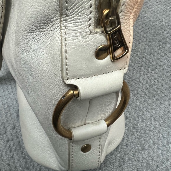 🤍🤍Lovely off white Yves Saint Laurent YSL Leather handbag - Picture 5 of 12